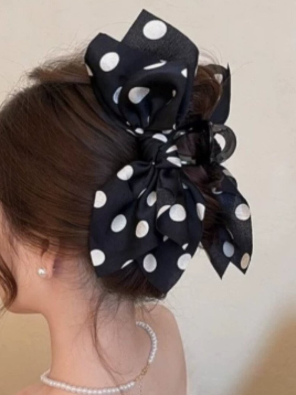 Women's hair clip